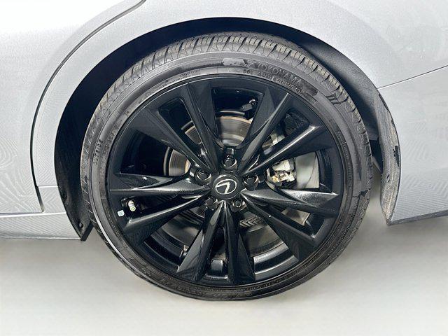 Photo of 2022 Iridium Lexus ES 350