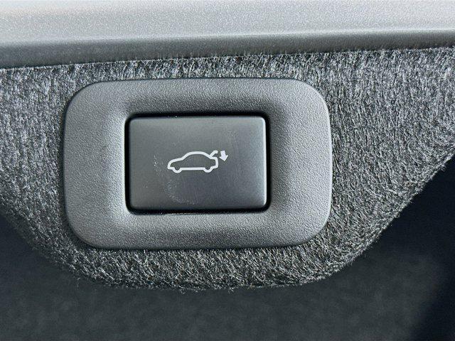 Photo of 2022 Iridium Lexus ES 350