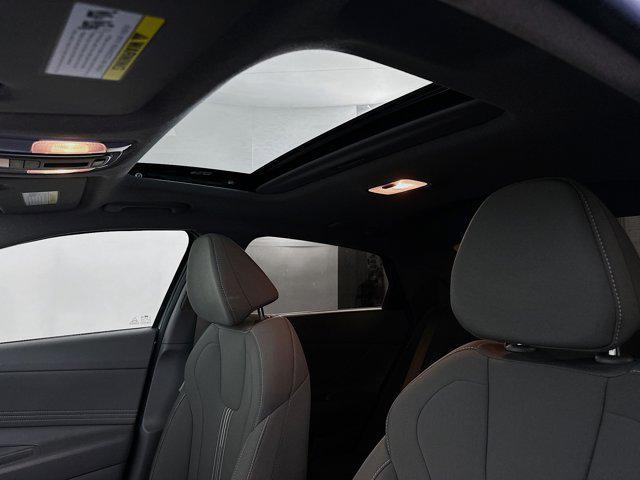 Photo of 2024 Fluid Metal Hyundai ELANTRA