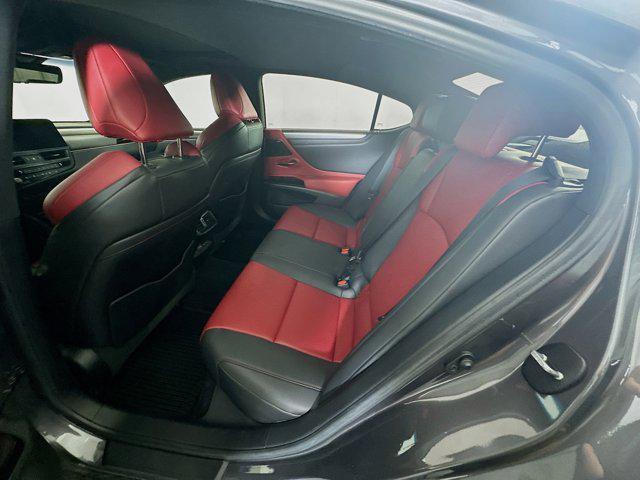 Photo of 2022 Cloudburst Gray Lexus ES 350