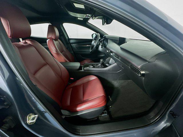 Photo of 2024 Polymetal Gray Metallic Mazda Mazda3