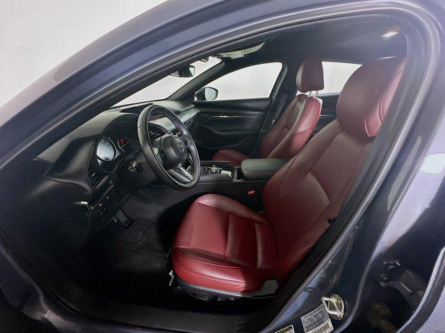 Photo of 2024 Polymetal Gray Metallic Mazda Mazda3