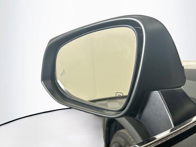 Photo of 2022 Midnight Black Metallic Toyota Highlander
