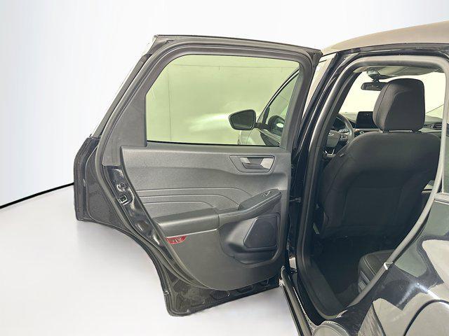 Photo of 2024 Agate Black Metallic Ford Escape