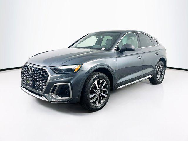 Photo of 2022 Daytona Gray Pearl Effect Audi Q5
