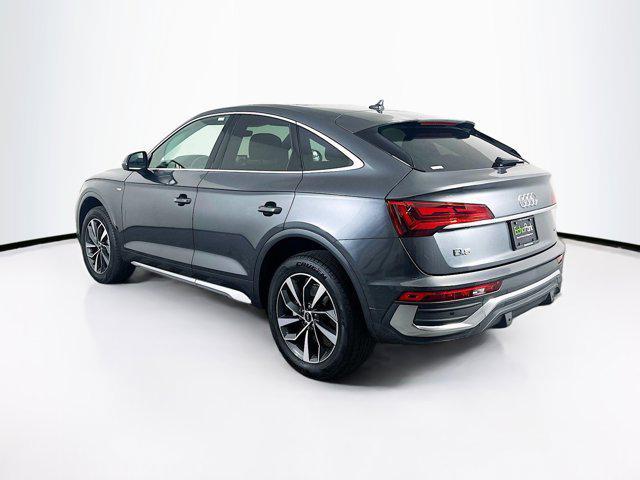 Photo of 2022 Daytona Gray Pearl Effect Audi Q5