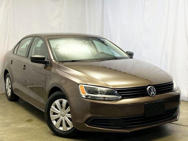 Photo of 2011 Toffee Brown Metallic Volkswagen Jetta
