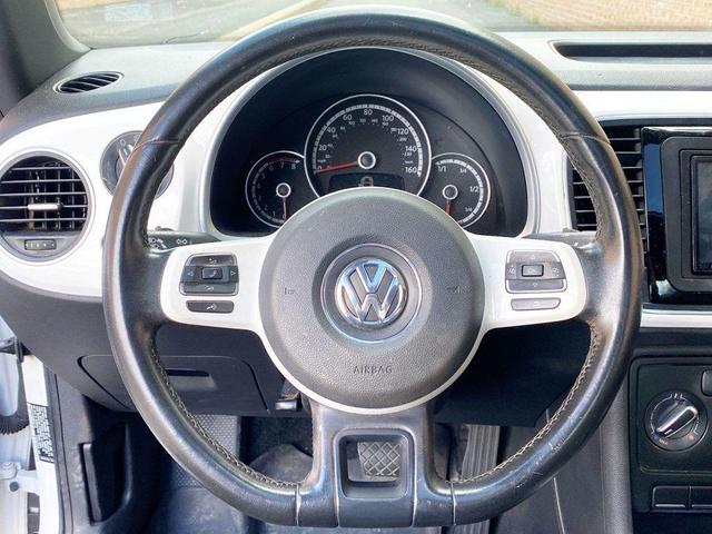 Photo of 2013 Candy White Volkswagen Beetle