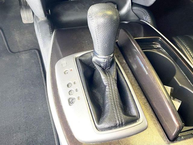 Photo of 2015 Liquid Platinum INFINITI QX60