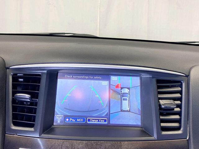 Photo of 2015 Liquid Platinum INFINITI QX60
