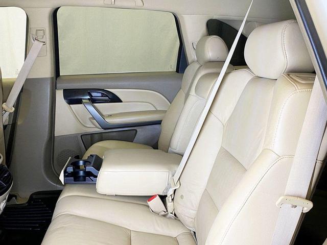 Photo of 2009 Aspen White Pearl Acura MDX