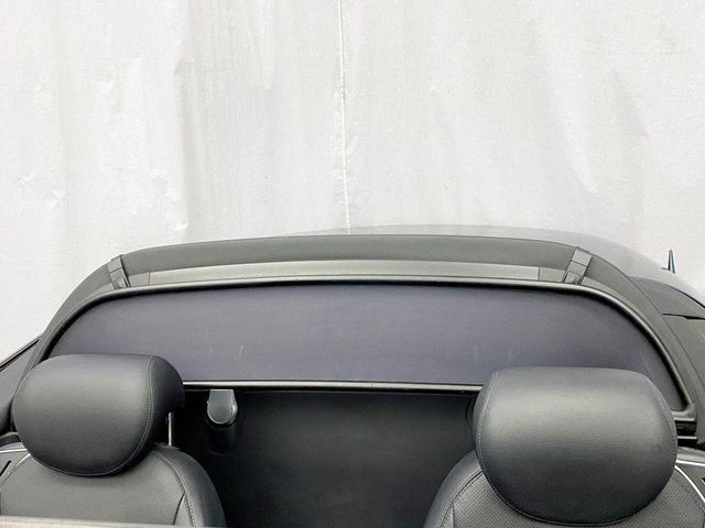 Photo of 2007 Capri Blue Metallic Mercedes-Benz SL-Class
