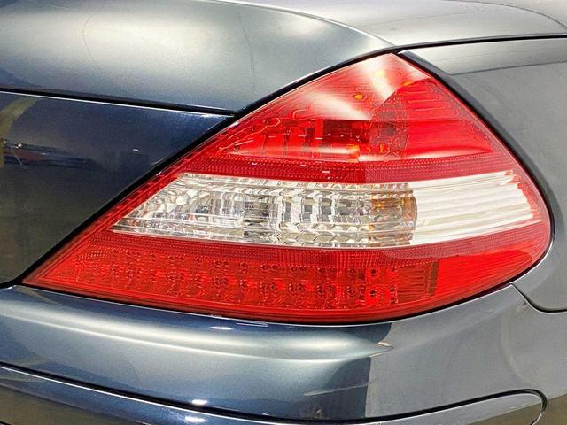 Photo of 2007 Capri Blue Metallic Mercedes-Benz SL-Class