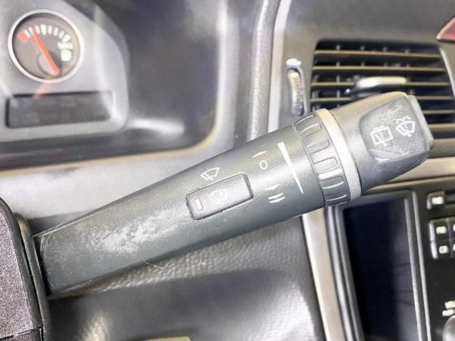 Photo of 2007 Silver Metallic Volvo V70
