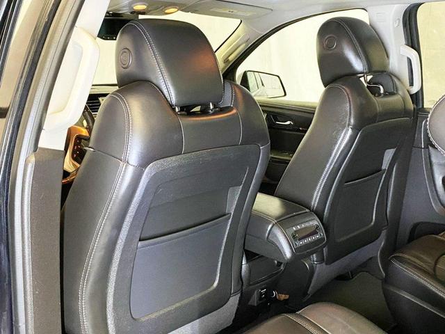 Photo of 2014 Iridium Metallic GMC Acadia