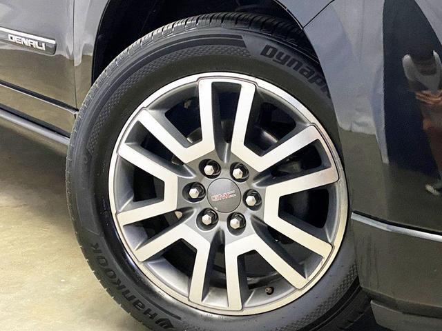 Photo of 2014 Iridium Metallic GMC Acadia