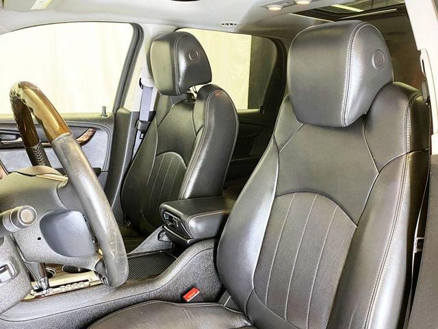 Photo of 2014 Iridium Metallic GMC Acadia