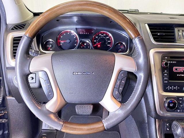 Photo of 2014 Iridium Metallic GMC Acadia