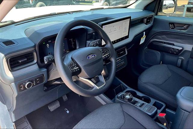 Photo of 2025 White Ford Maverick