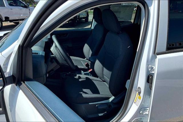 Photo of 2025 White Ford Maverick
