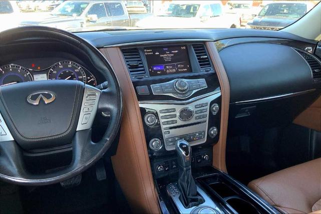 Photo of 2018 Champagne Quartz INFINITI QX80