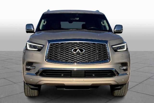 Photo of 2018 Champagne Quartz INFINITI QX80