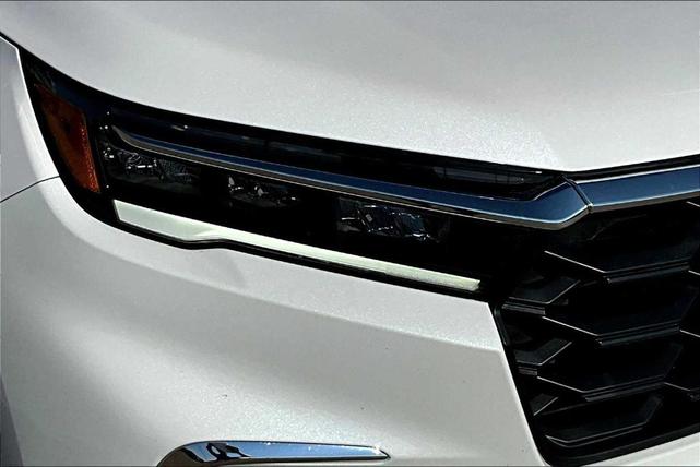 Photo of 2024 Platinum White Pearl Honda Pilot