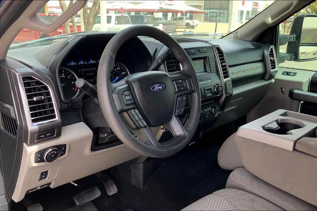 Photo of 2017 Blue Jeans Metallic Ford F-250