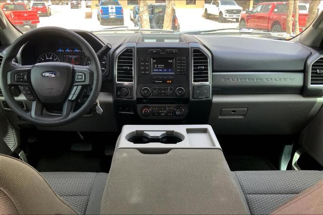 Photo of 2017 Blue Jeans Metallic Ford F-250