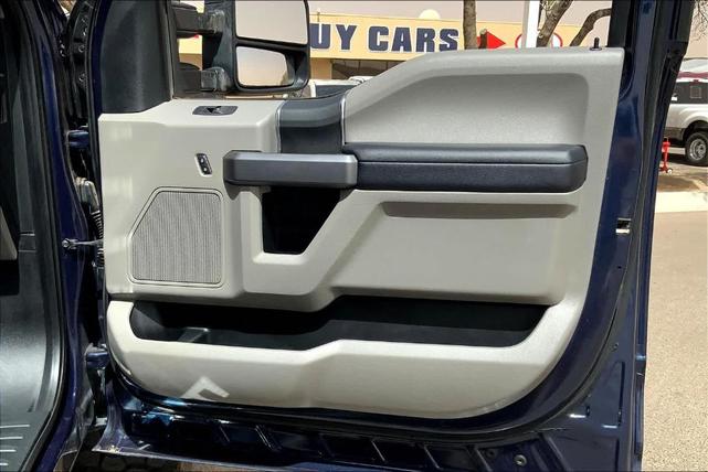 Photo of 2017 Blue Jeans Metallic Ford F-250