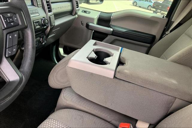 Photo of 2017 Blue Jeans Metallic Ford F-250