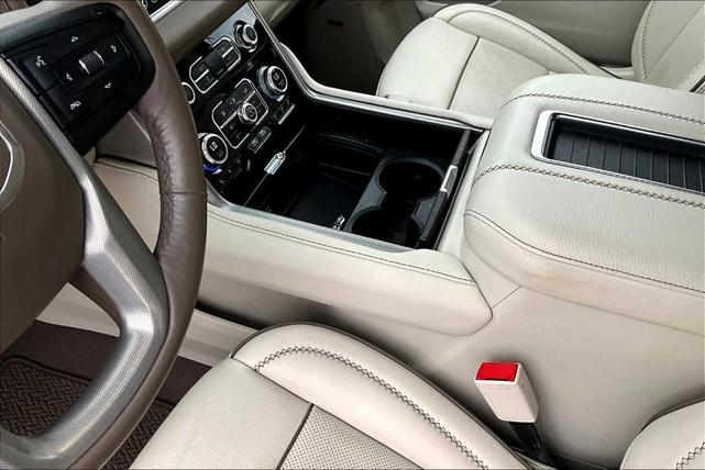 Photo of 2021 Beige Pearl Metallic GMC Yukon