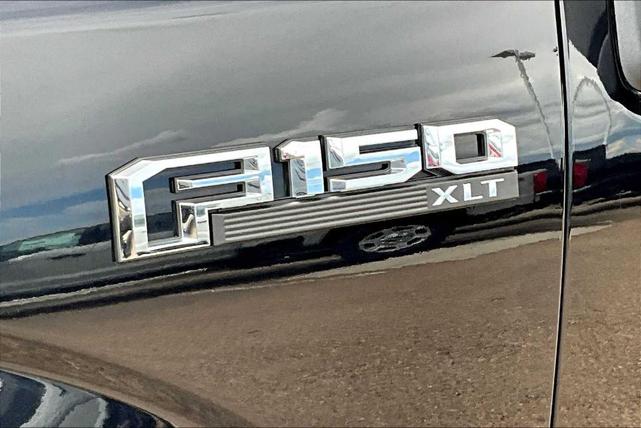 Photo of 2020 Agate Black Metallic Ford F-150