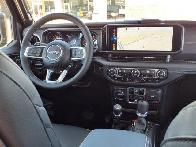 Photo of 2025 Granite Crystal Metallic Clearcoat Jeep Wrangler