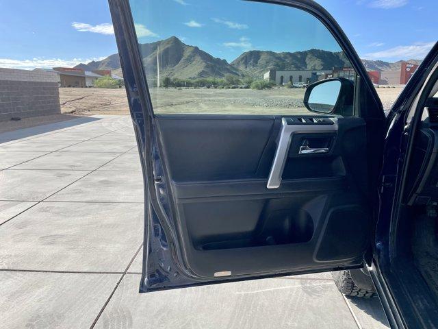 Photo of 2022 Blue Toyota 4Runner