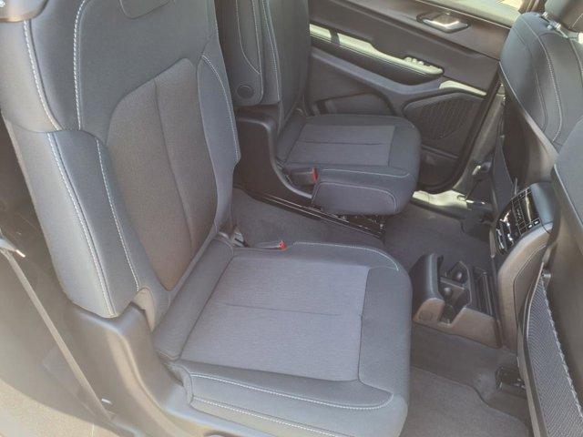 Photo of 2025 Bright White Clearcoat Jeep Grand Cherokee L