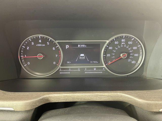 Photo of 2022 Wolf Gray Kia Sorento