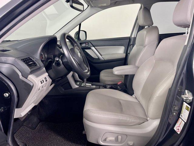 Photo of 2014 Dark Gray Metallic Subaru Forester