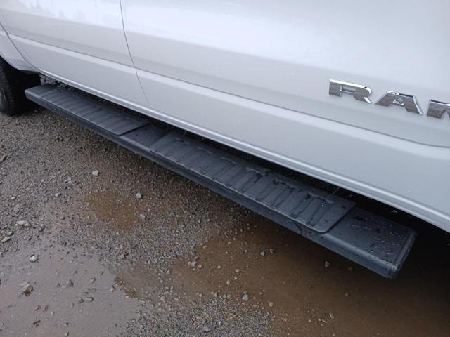 Photo of 2024 Bright White Clearcoat RAM 1500