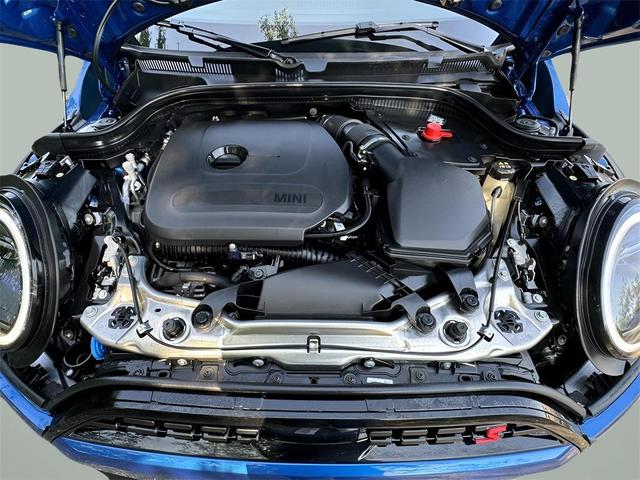 Photo of 2025 Blue Metallic MINI Hardtop