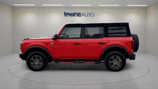 Photo of 2021 Race Red Ford Bronco