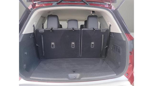 Photo of 2022 Scarlet Ember Tintcoat Nissan Pathfinder