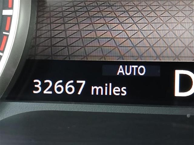 Photo of 2022 Scarlet Ember Tintcoat Nissan Pathfinder