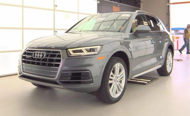 Photo of 2018 Monsoon Gray Metallic Audi Q5