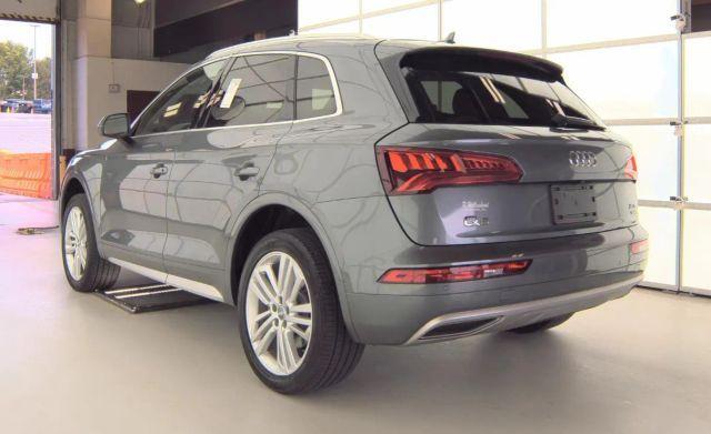 Photo of 2018 Monsoon Gray Metallic Audi Q5