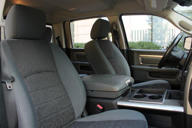 Photo of 2014 White RAM 1500
