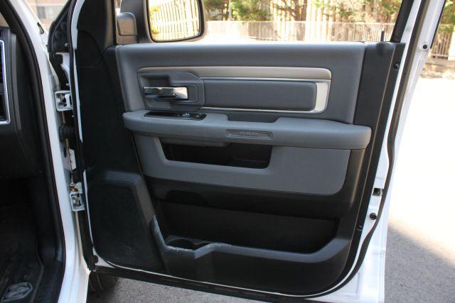 Photo of 2014 White RAM 1500