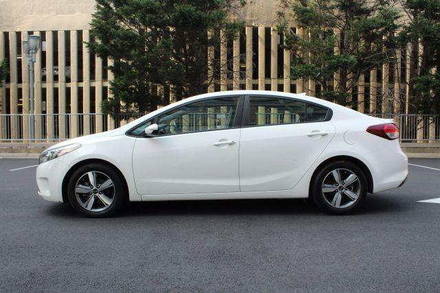 Photo of 2018 White Kia Forte