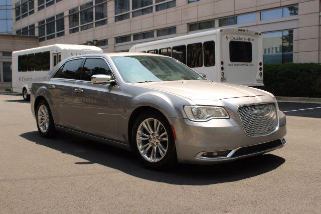 2016 Chrysler 300C