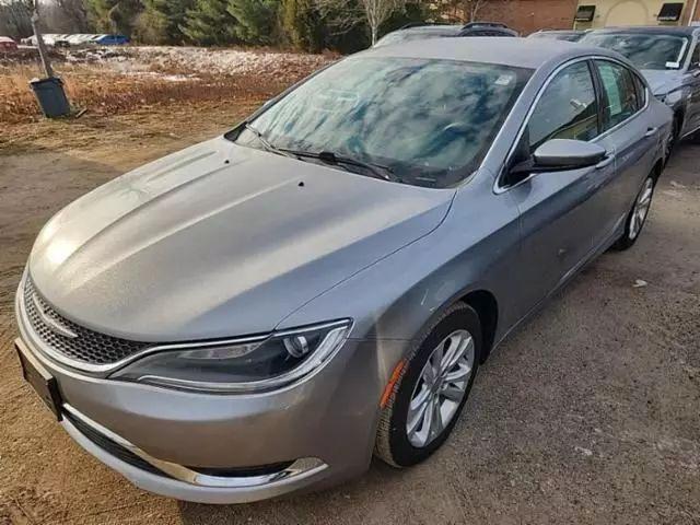 2016 Chrysler 200